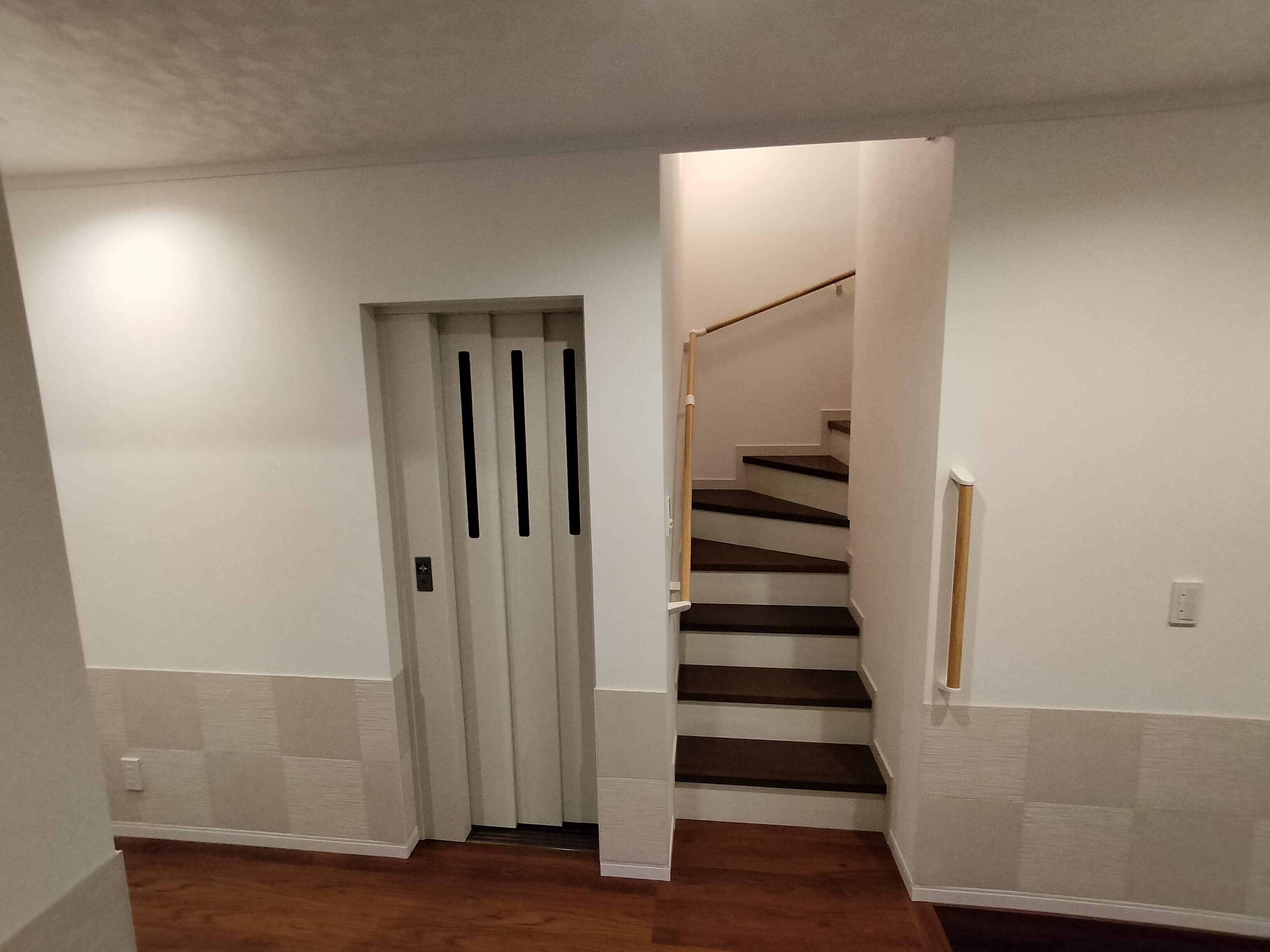 05-elevator